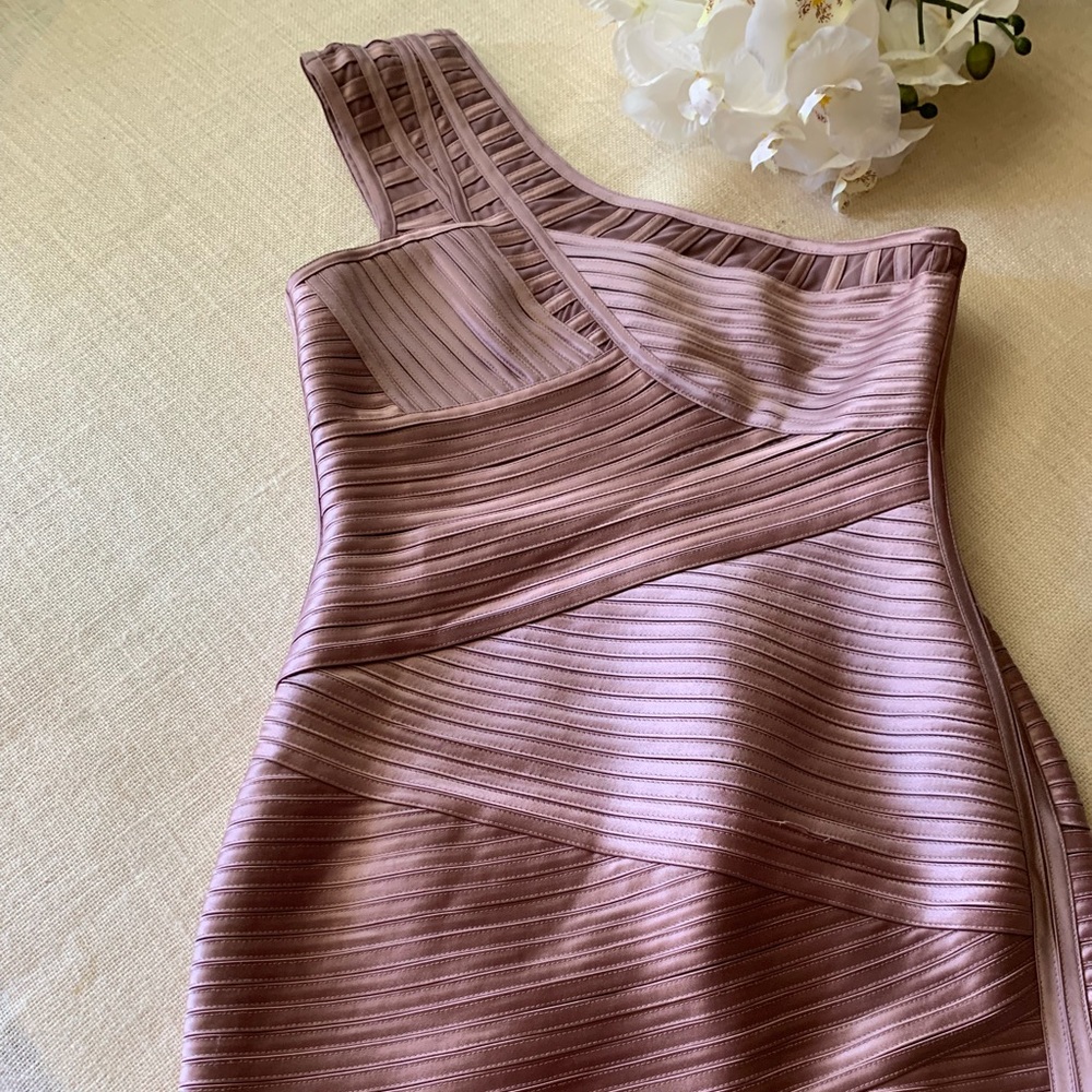 NEW-BCBG Beautiful New One Shoulder Bodycon Dress